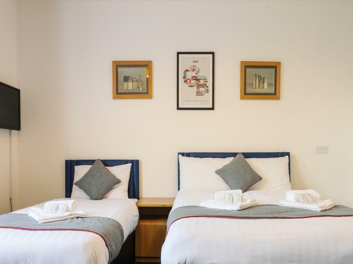Oyo Hala Guest House Manchester Buitenkant foto