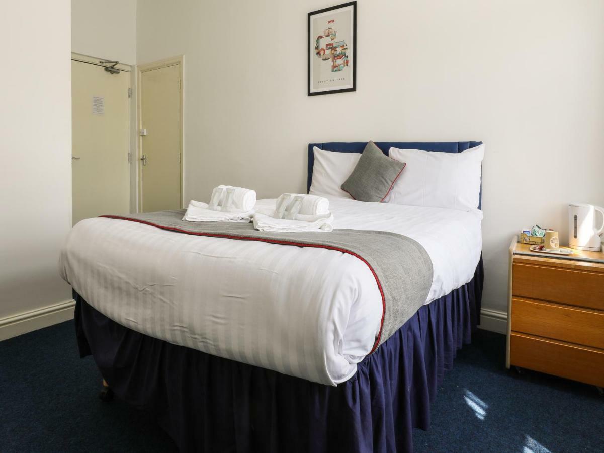 Oyo Hala Guest House Manchester Buitenkant foto